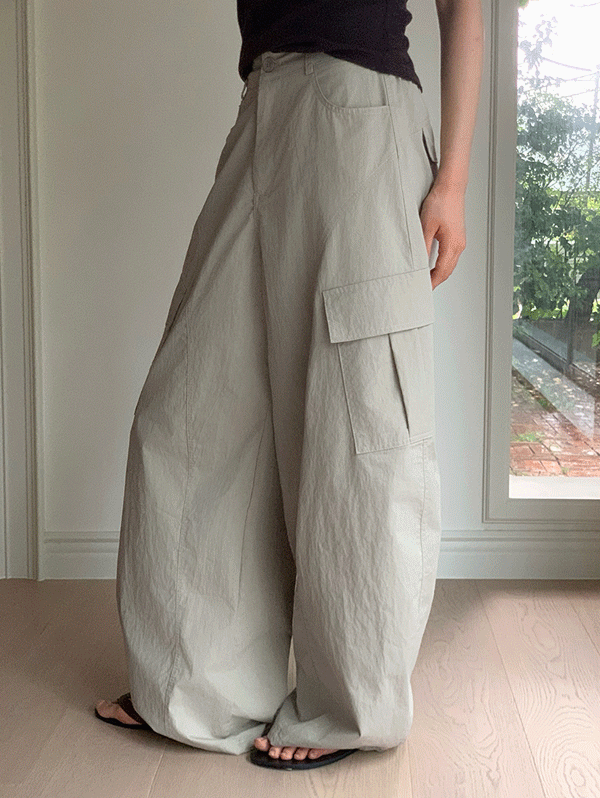 MOISTURE SKIN-FIT TEE additional