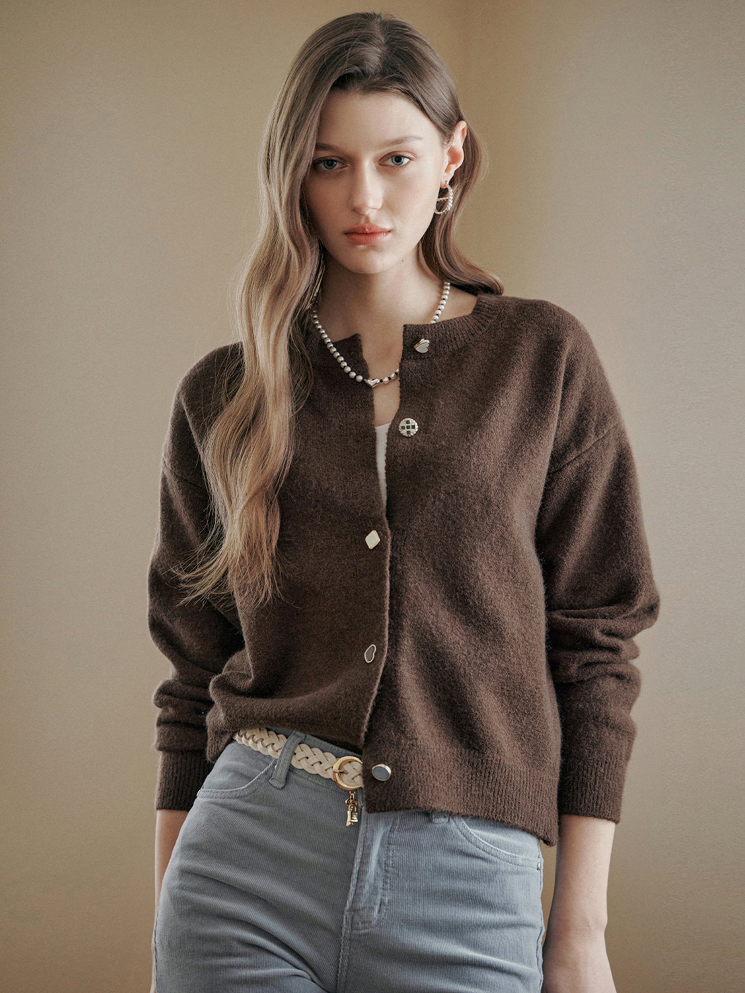 JEWELRY BUTTON ROUND NECK KNIT CARDIGAN