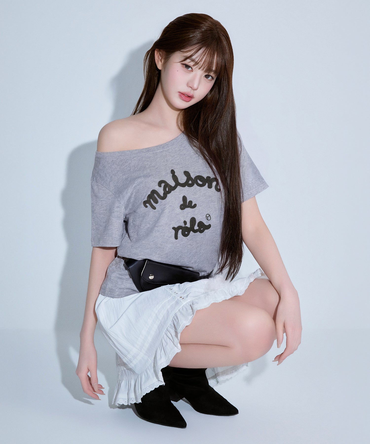 ROLAROLA MAISON DE ROLA EMBROIDERY OFF SHOULDER T-SHIRT - GRAY