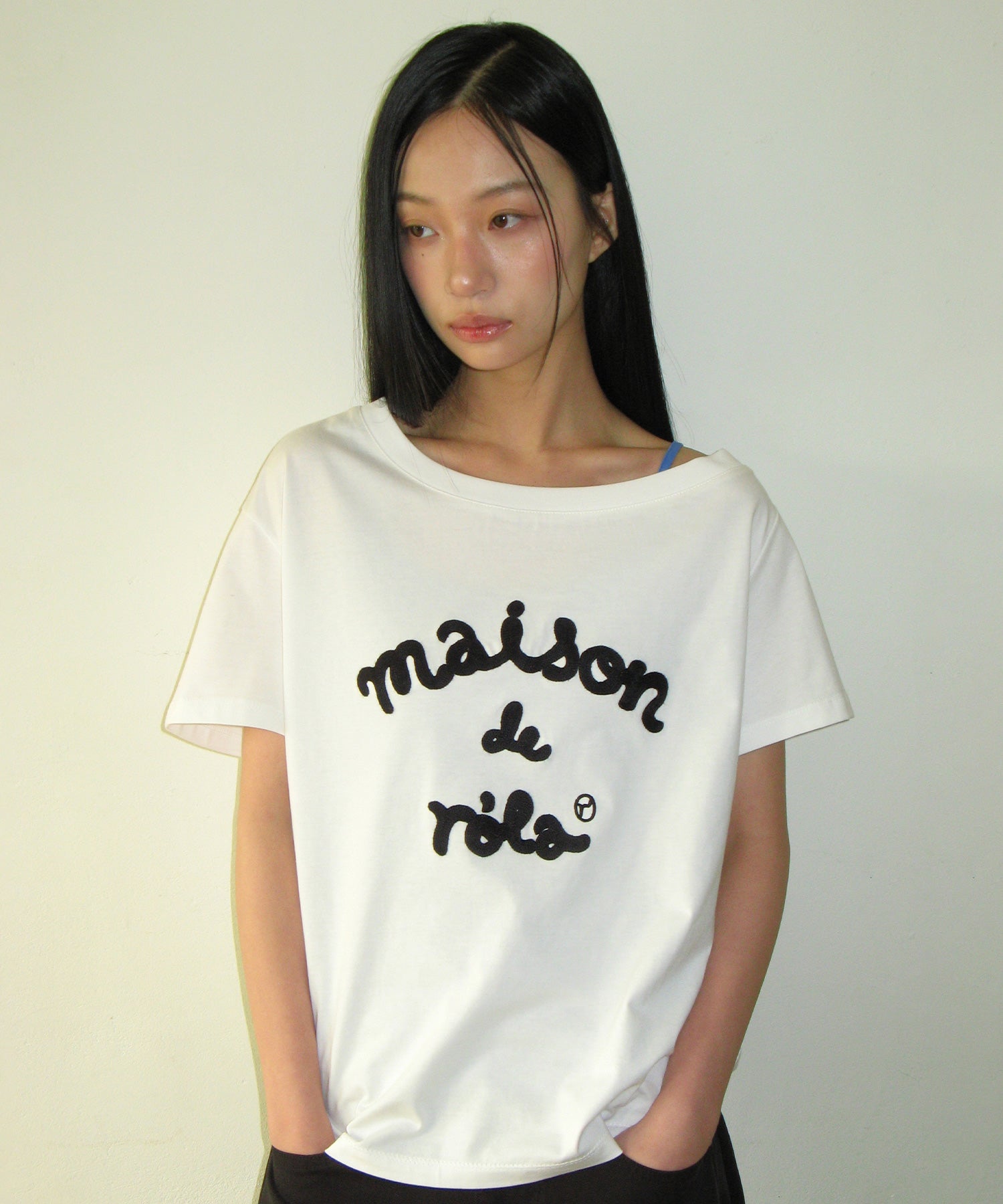 ROLAROLA MAISON DE ROLA EMBROIDERY OFF SHOULDER T-SHIRT - OFF WHITE